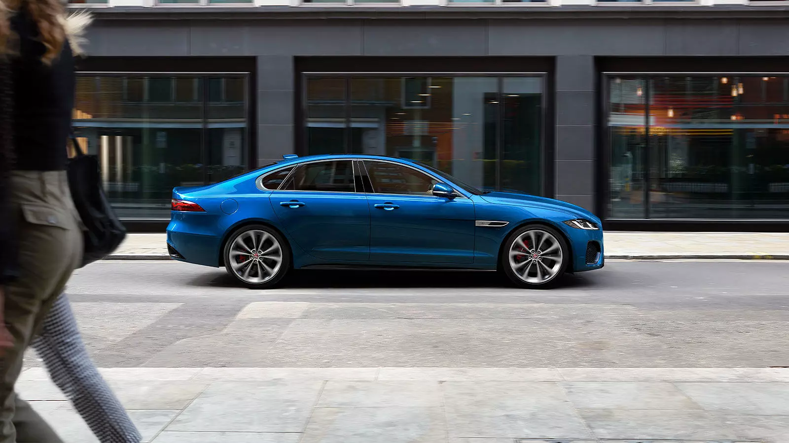 PROMO JAGUAR XF (10)